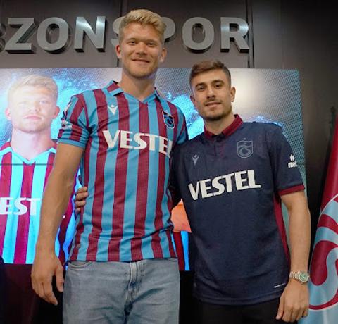 🔴🔵 ŞAMPİYON TRABZONSPOR! 🏆 #8 | Eze Eze Kupa Karadeniz’e! | 2021-22 Sezonu - Şampiyona Saygı!