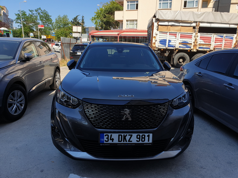 PEUGEOT 2008 ALLURE 80bin uzatılmış garantili+Hayalet Ekran