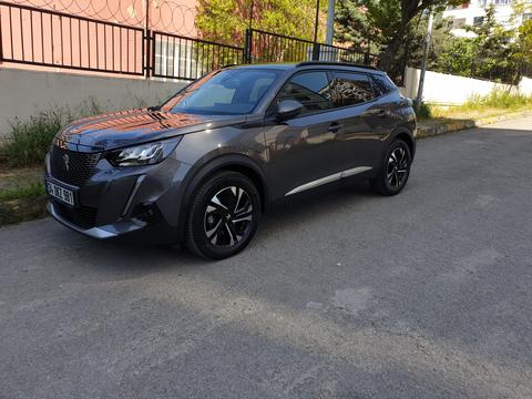 PEUGEOT 2008 ALLURE 80bin uzatılmış garantili+Hayalet Ekran