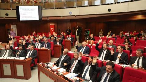 Belediye AKP'den CHP'ye geçti: TÜGVA ve Ensar Vakfı ile yapılan protokoller iptal edildi