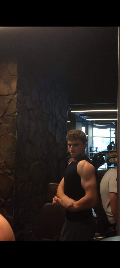 Triceps büyümüyor