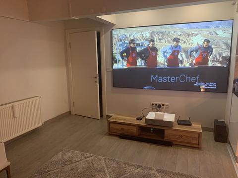 Yeni Nesil Lazer TV ile Dev Ekranlar Hakkında