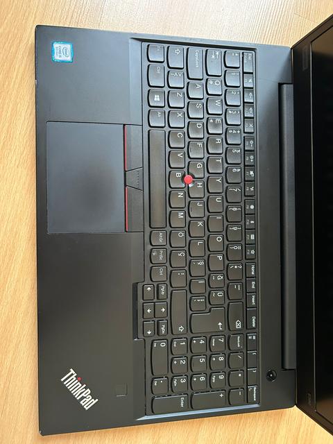 Lenovo Thinkpad E580 i5-8250U 8GB RAM 480GB SSD