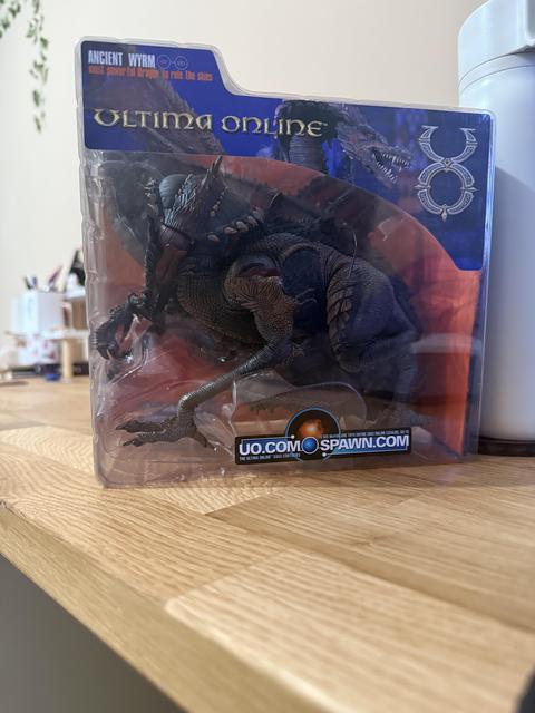 Uo wyrm figürü