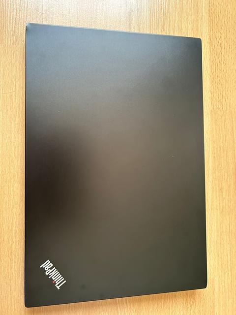 Lenovo Thinkpad E580 i5-8250U 8GB RAM 480GB SSD