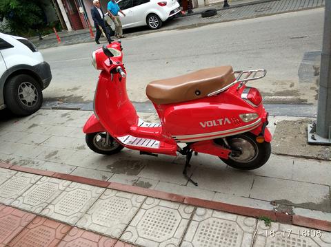 Volta VS4 Elektrikli Scooter 3000W  9000TL