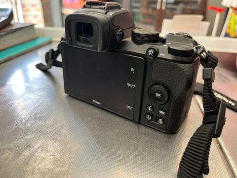 Nikon Z50 aynasız SLR fotoğraf makinesi 45.000