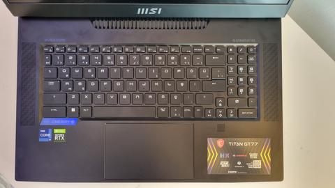 MSI TITAN GT77 İNCELEMESİ [ YOK ARTIK ] 12900HX 128GB DDR5 3080Tİ 16GB ???