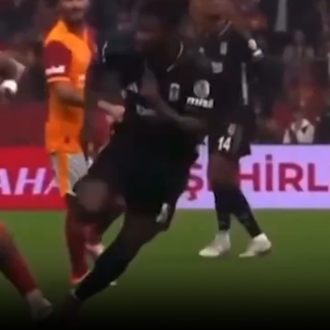 Galataray 1 - 1 Hakem Hataları  (KOMEDİ Sineması)