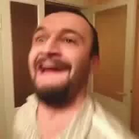 kızların bu hareketi sevişmek istiyorum mu demek?