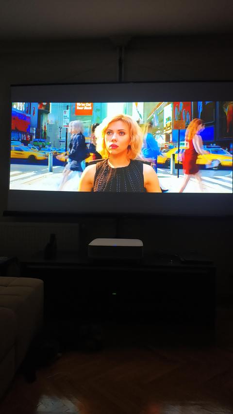 Epson LS300 Ultra Yakın Mesafe Lazer Tv (Projeksiyon)