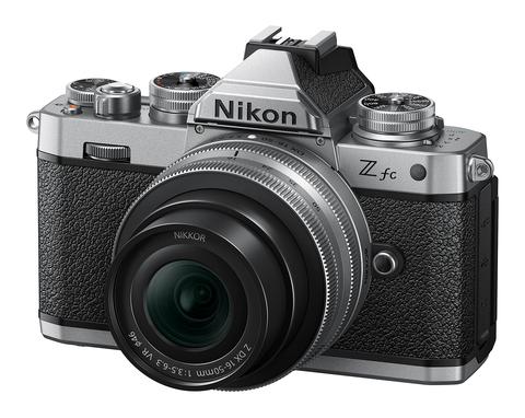 Nikon Zfc efsane cihaz olmuş. Retro sevenler buraya.
