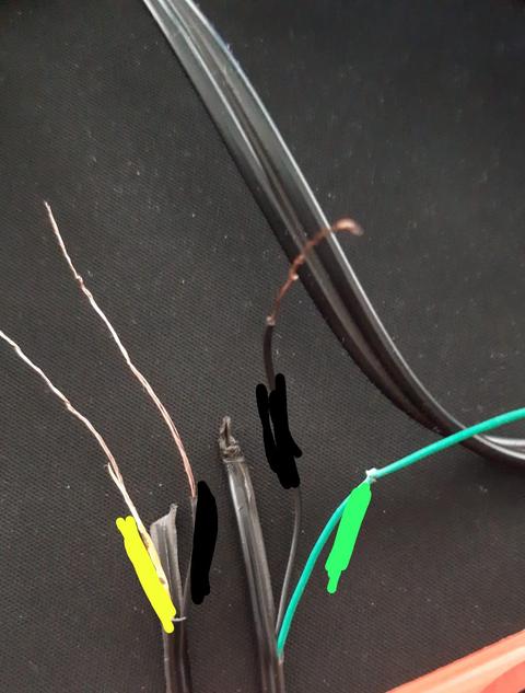 Hoparlör kablosu nasıl bağlanmalı?