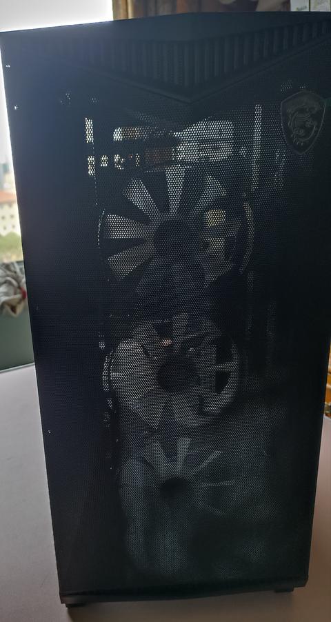 Msi Mpg Gungnır 300R Airflow Siyah Mini inceleme