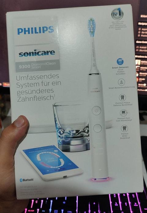 Philips Sonicare DiamondClean Smart 9300 Şarjlı Diş Fırçası