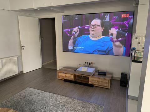 Yeni Nesil Lazer TV ile Dev Ekranlar Hakkında