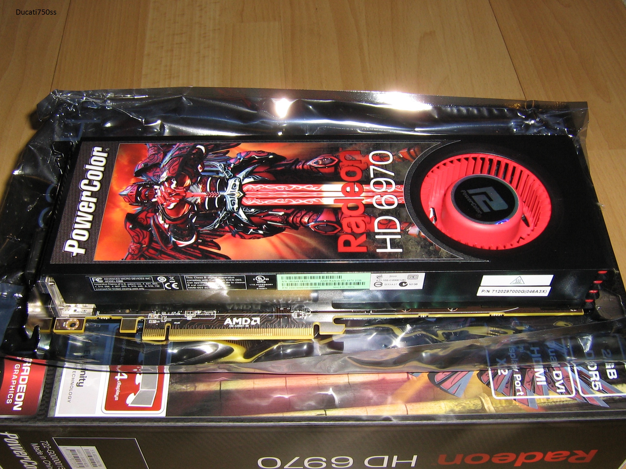 PowerColor Radeon HD 6970 ortaya çıktı