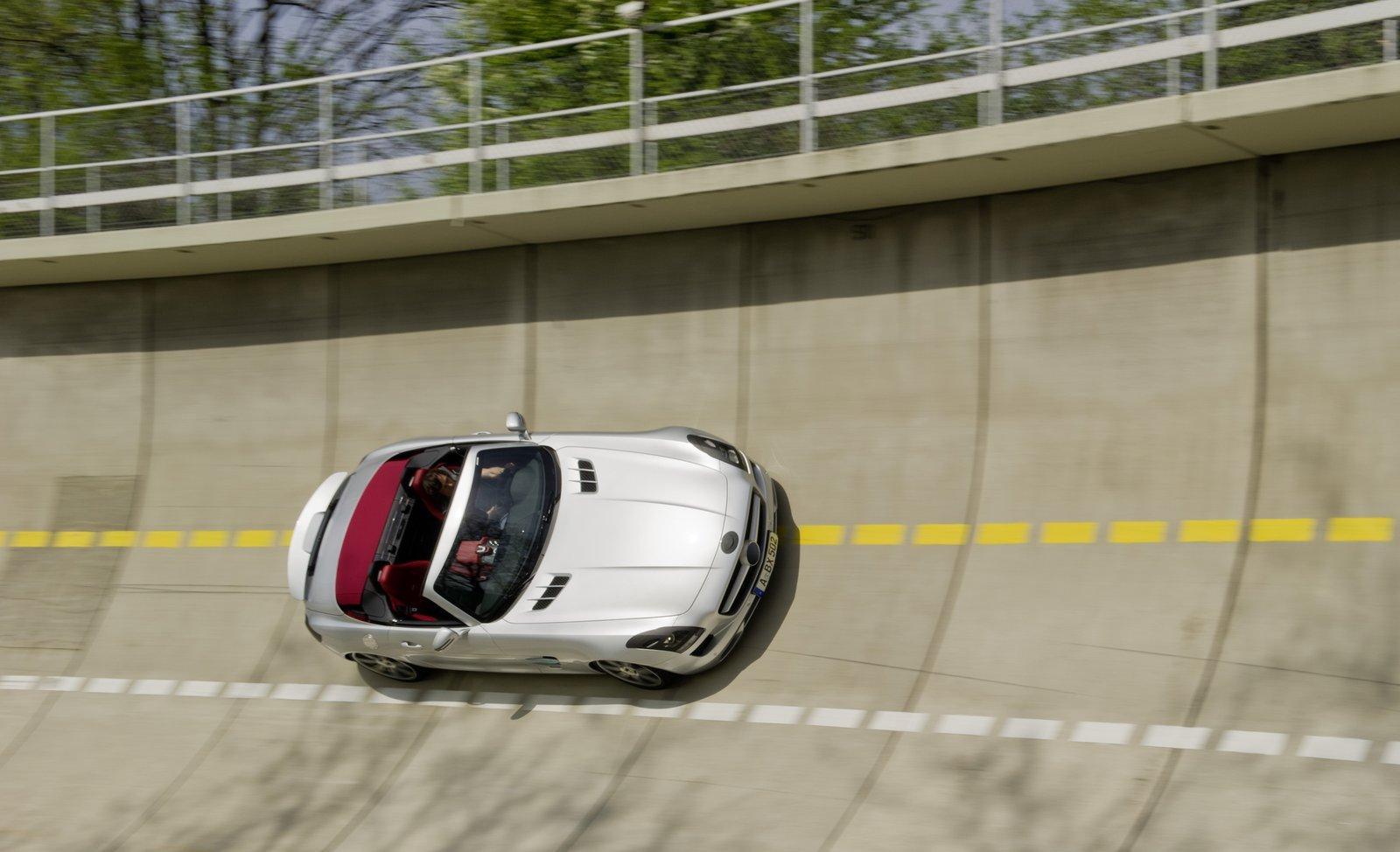 Mercedes SLS AMG Roadster