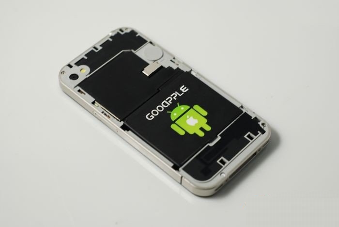 Gooapple; iPhone 4 tasarımı ve iOS görünümlü Android bir arada