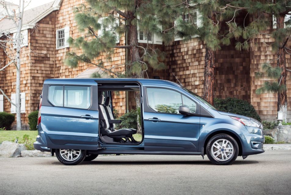 2019 Ford Transit Connect 7 kişilik versiyonuyla tanıtıldı