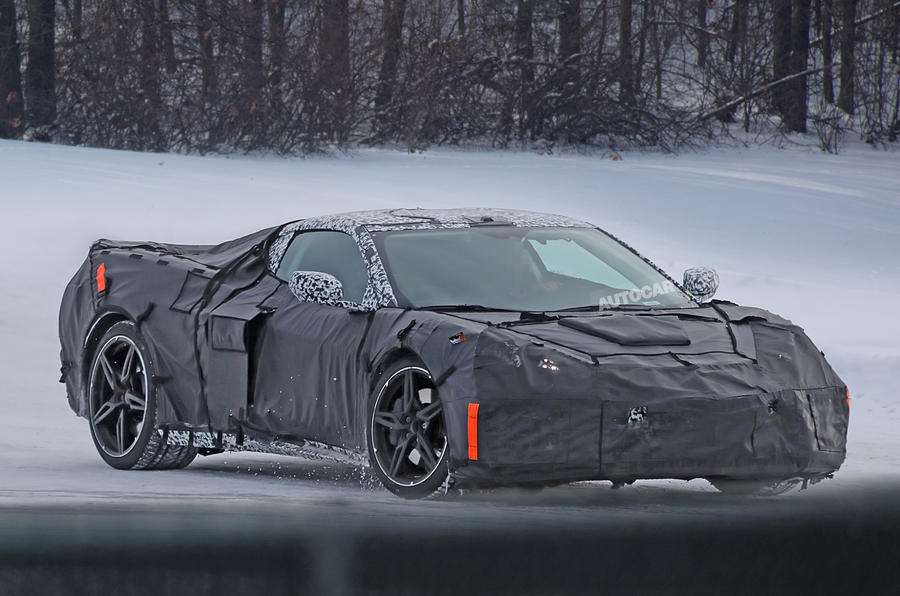 2019 Chevrolet Corvette: ortadan motorlu efsane yeniden görüntülendi