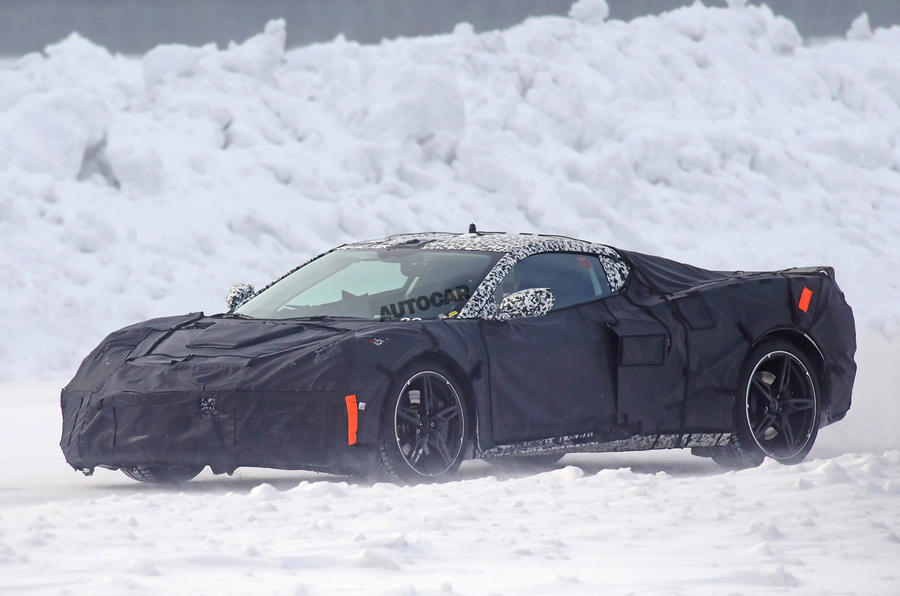 2019 Chevrolet Corvette: ortadan motorlu efsane yeniden görüntülendi