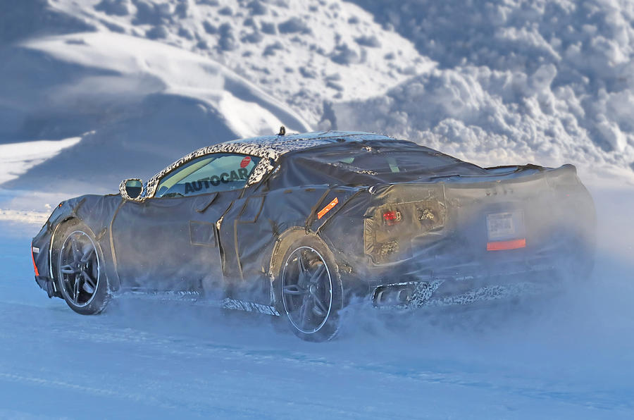 2019 Chevrolet Corvette: ortadan motorlu efsane yeniden görüntülendi