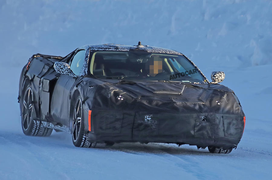 2019 Chevrolet Corvette: ortadan motorlu efsane yeniden görüntülendi