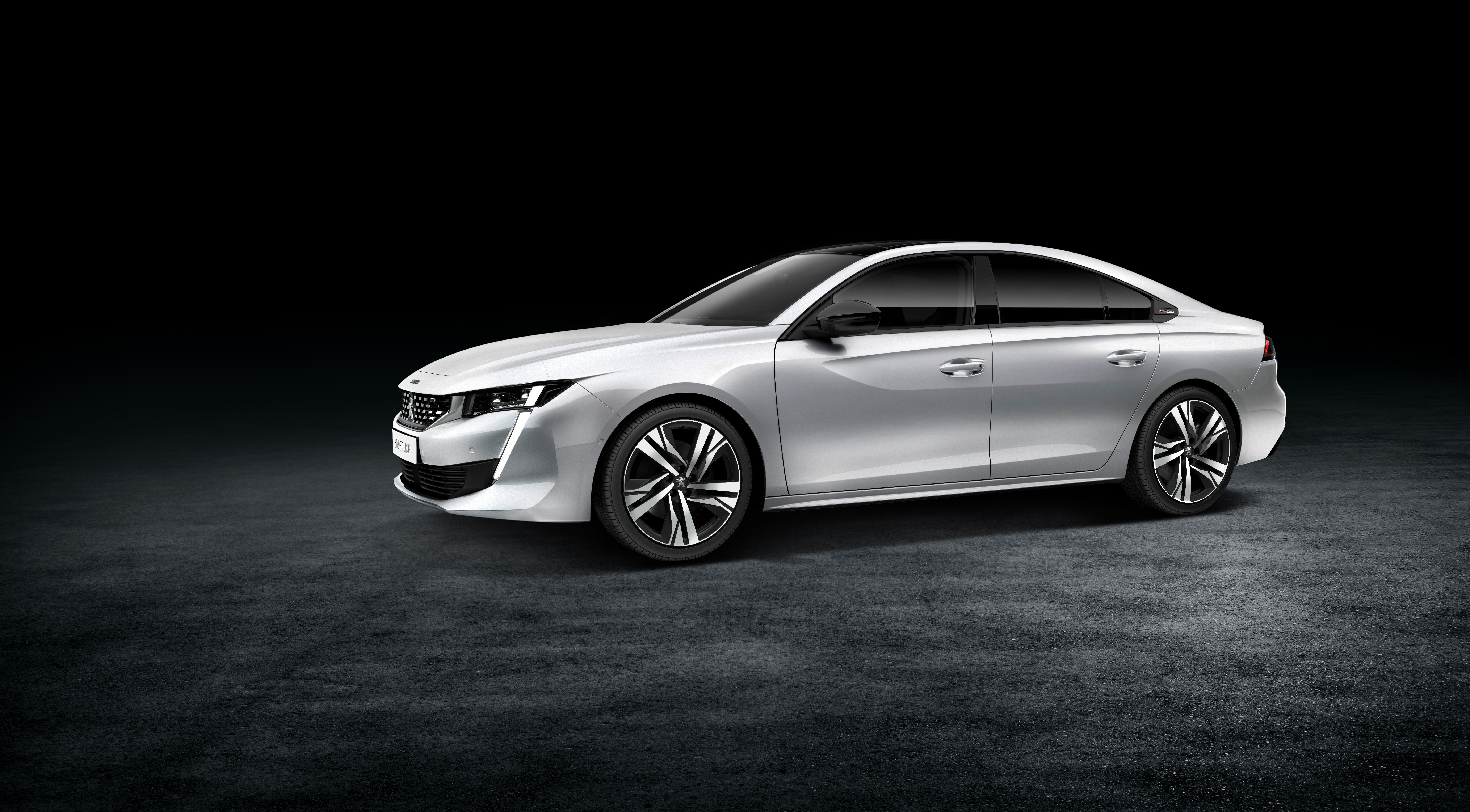 2018 Peugeot 508 sedan resmi olarak tanıtıldı