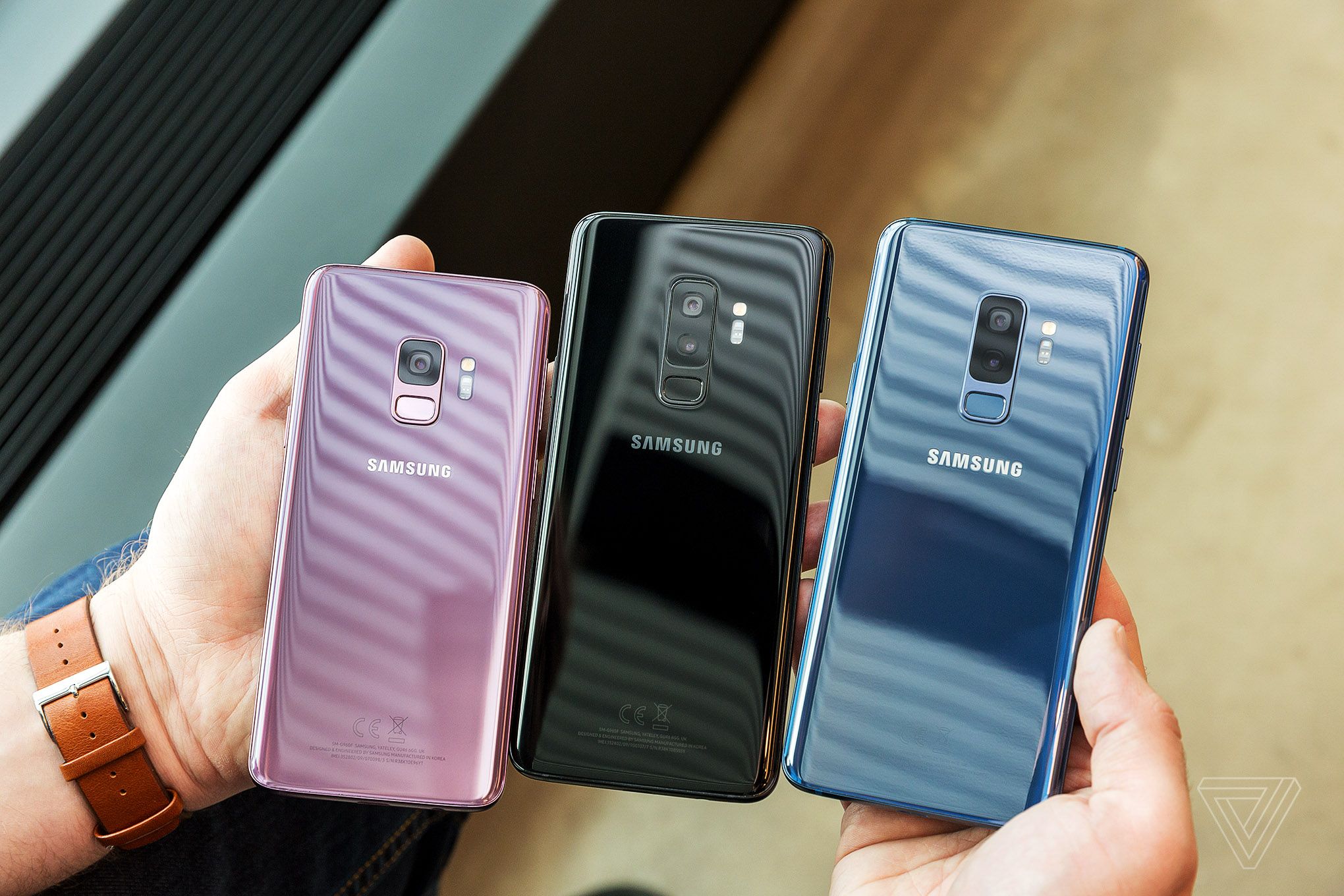 Samsung Galaxy S9 ve S9+ galerisi