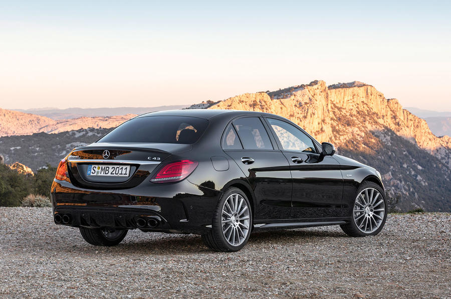 2019 Mercedes-AMG C43 4MATIC ortaya çıktı