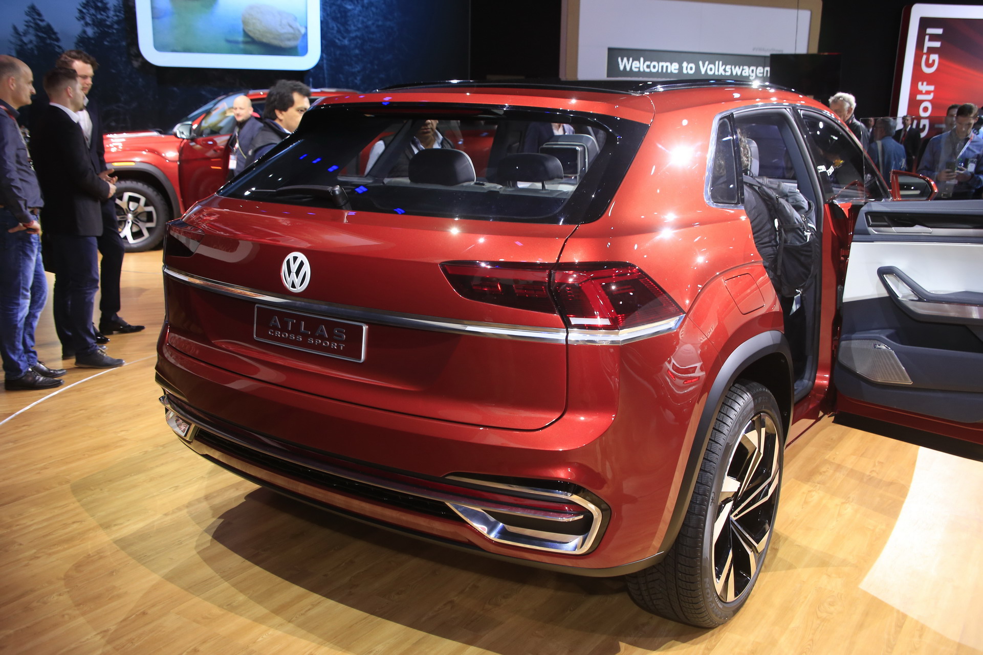 Volkswagen, SUV atağını Atlas Cross Sport konseptiyle devam ettiriyor