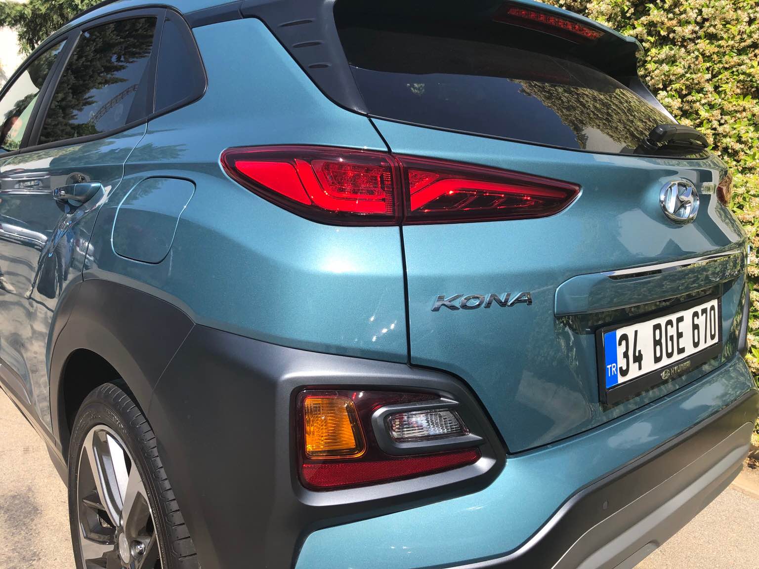 Hyundai Kona'nın Türkiye fiyatı belli oldu!