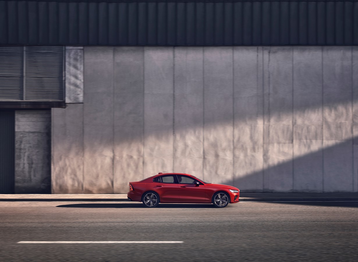 2019 Volvo S60 tanıtıldı; işte özellikleri ve fiyatı