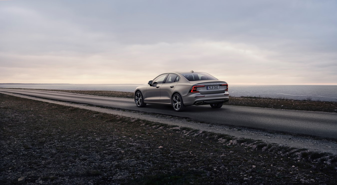 2019 Volvo S60 tanıtıldı; işte özellikleri ve fiyatı