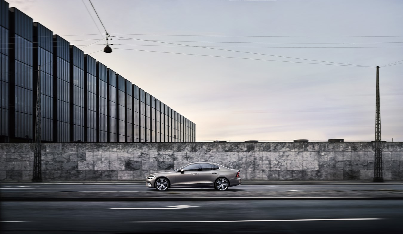 2019 Volvo S60 tanıtıldı; işte özellikleri ve fiyatı