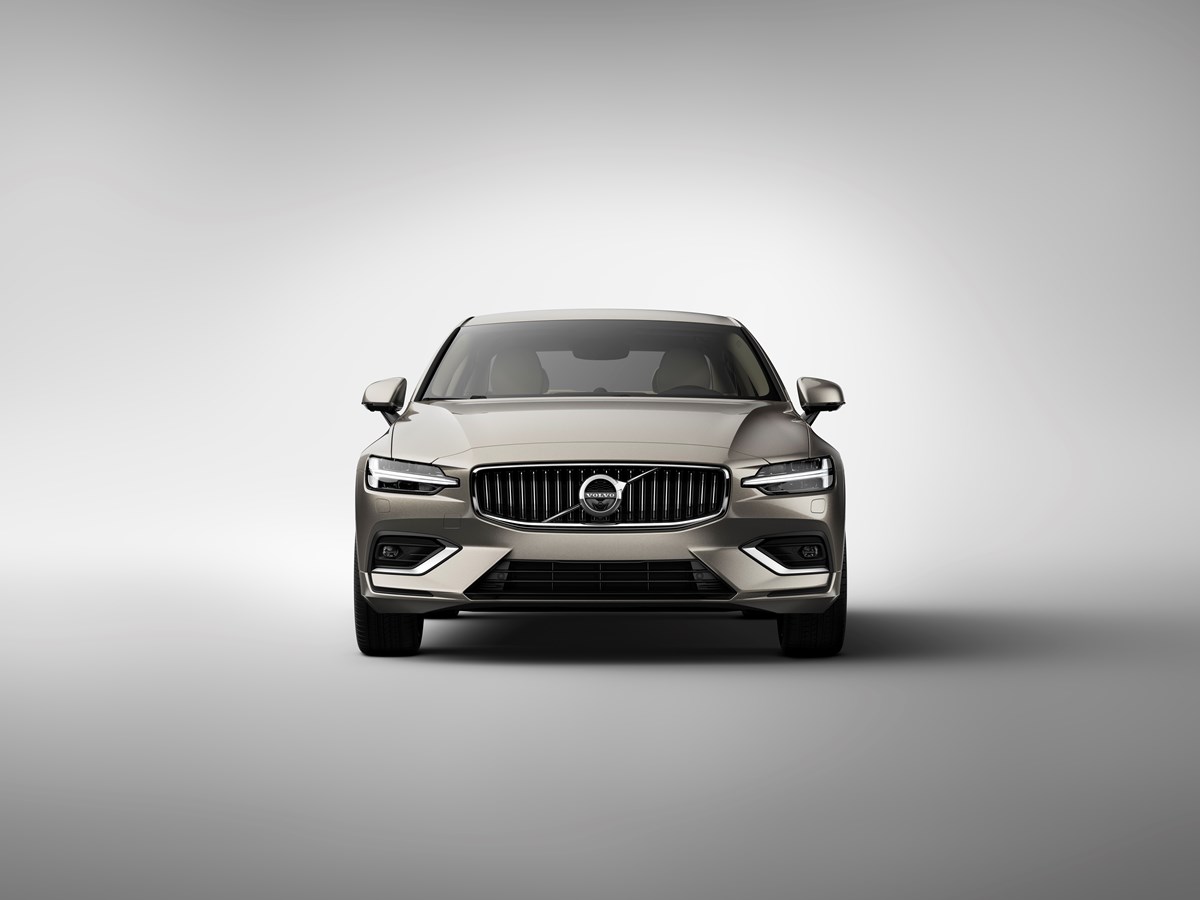 2019 Volvo S60 tanıtıldı; işte özellikleri ve fiyatı