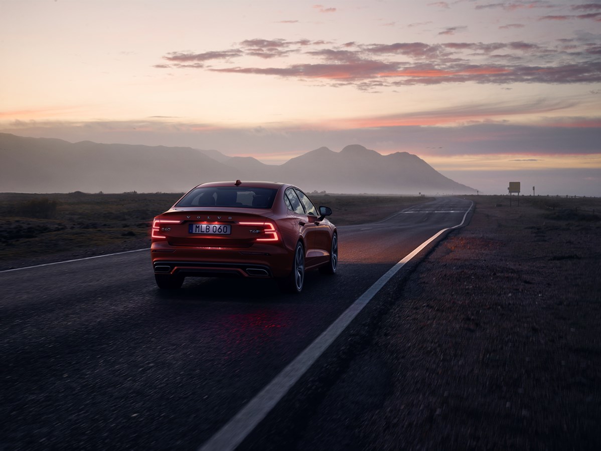 2019 Volvo S60 tanıtıldı; işte özellikleri ve fiyatı