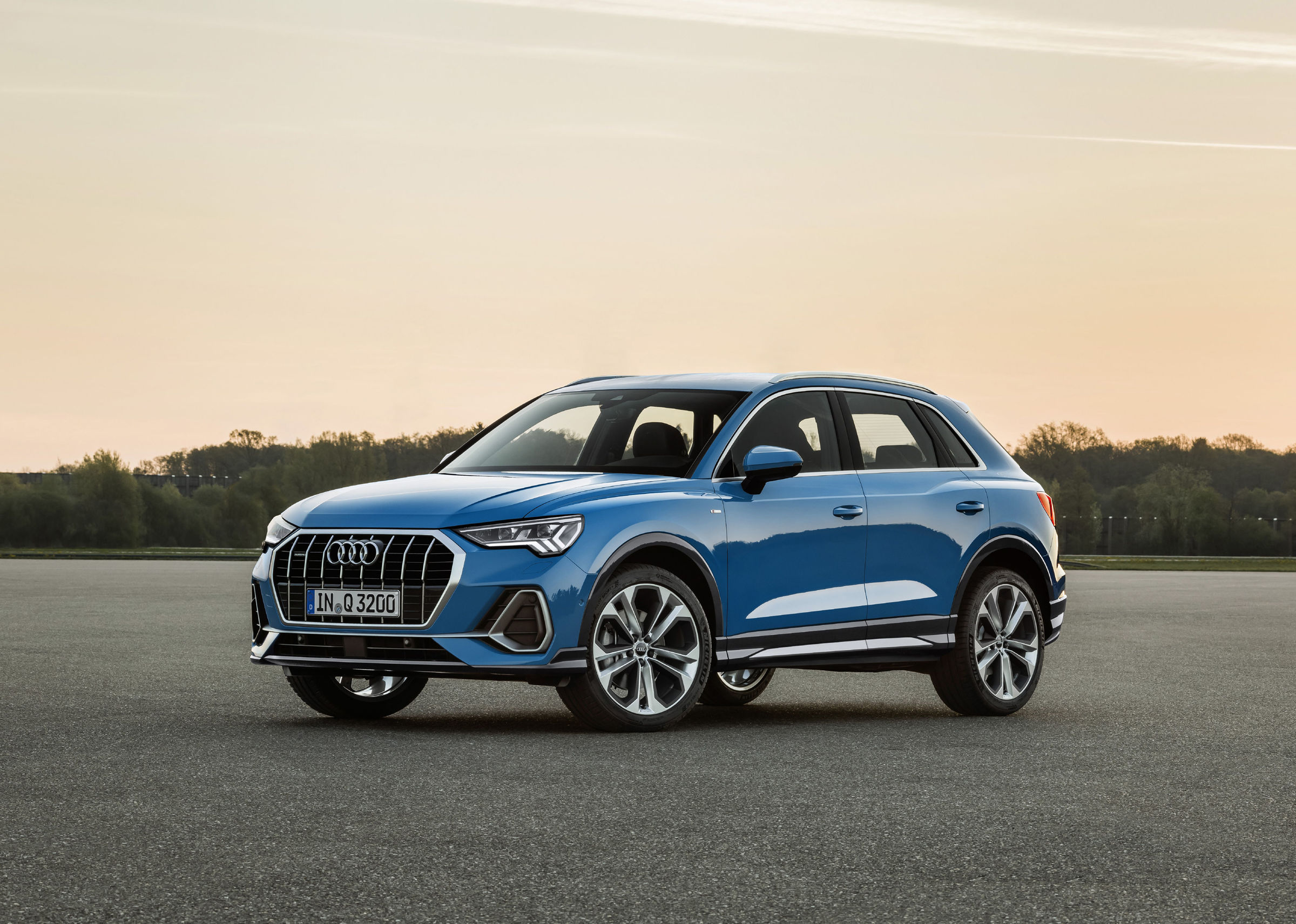 2019 Audi Q3, yeni teknolojileri ve daha dinamik tasarımıyla tanıtıldı