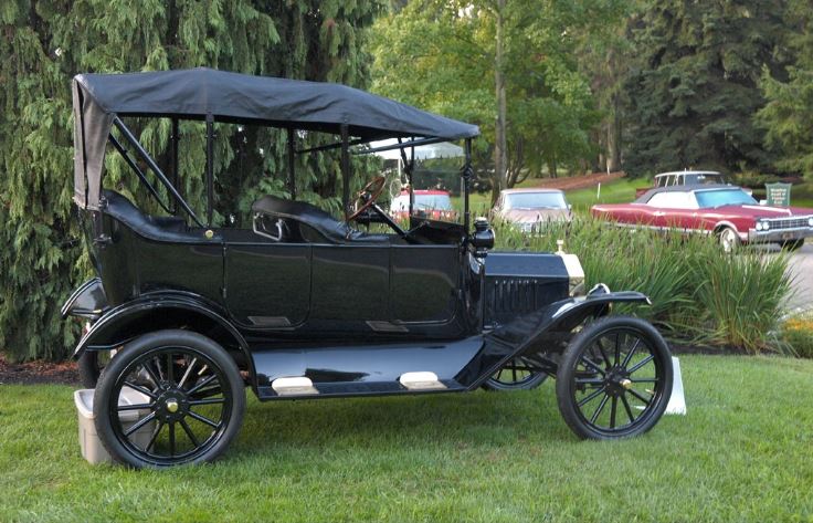 Yangında tamamı kül olan evin garajından hasarsız kurtulan 103 yıllık klasik: Ford Model T