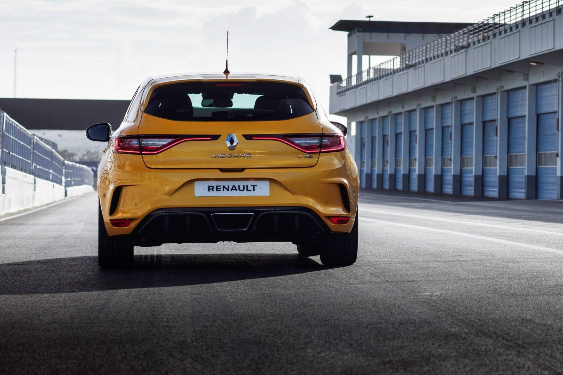 2019 Megane RS Trophy'nin özel sürüş etkinliğinden kameralara yansıyanlar [Galeri]