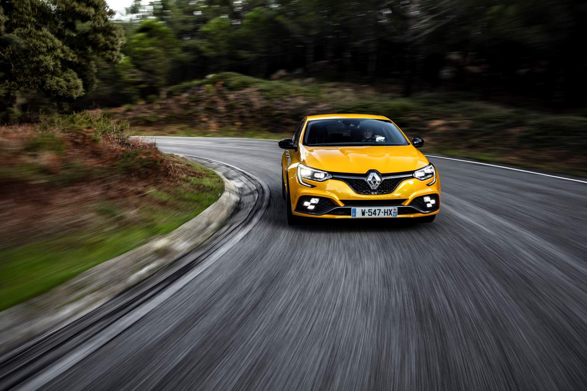 2019 Megane RS Trophy'nin özel sürüş etkinliğinden kameralara yansıyanlar [Galeri]