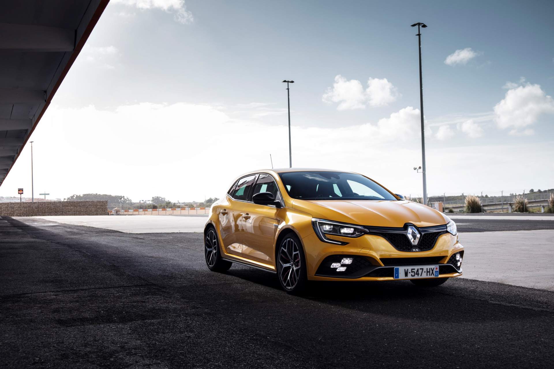 2019 Megane RS Trophy'nin özel sürüş etkinliğinden kameralara yansıyanlar [Galeri]