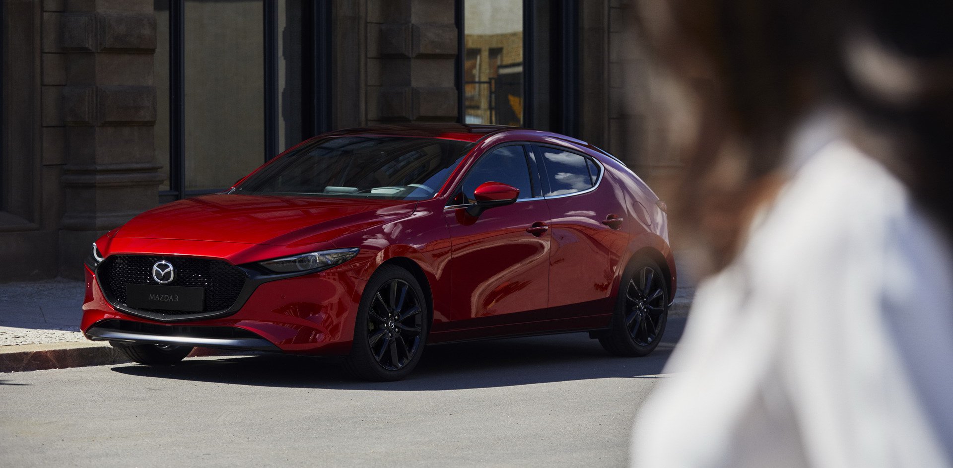 2019 Mazda 3 tanıtıldı: yenilenen donanımlar ve Skyactiv-X motor