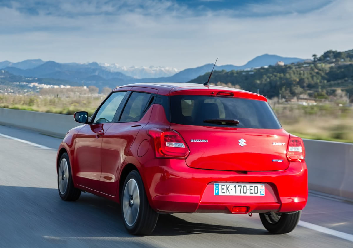 Yeni Suzuki Swift Türkiye'de satışa sunuldu; işte fiyatı ve özellikleri