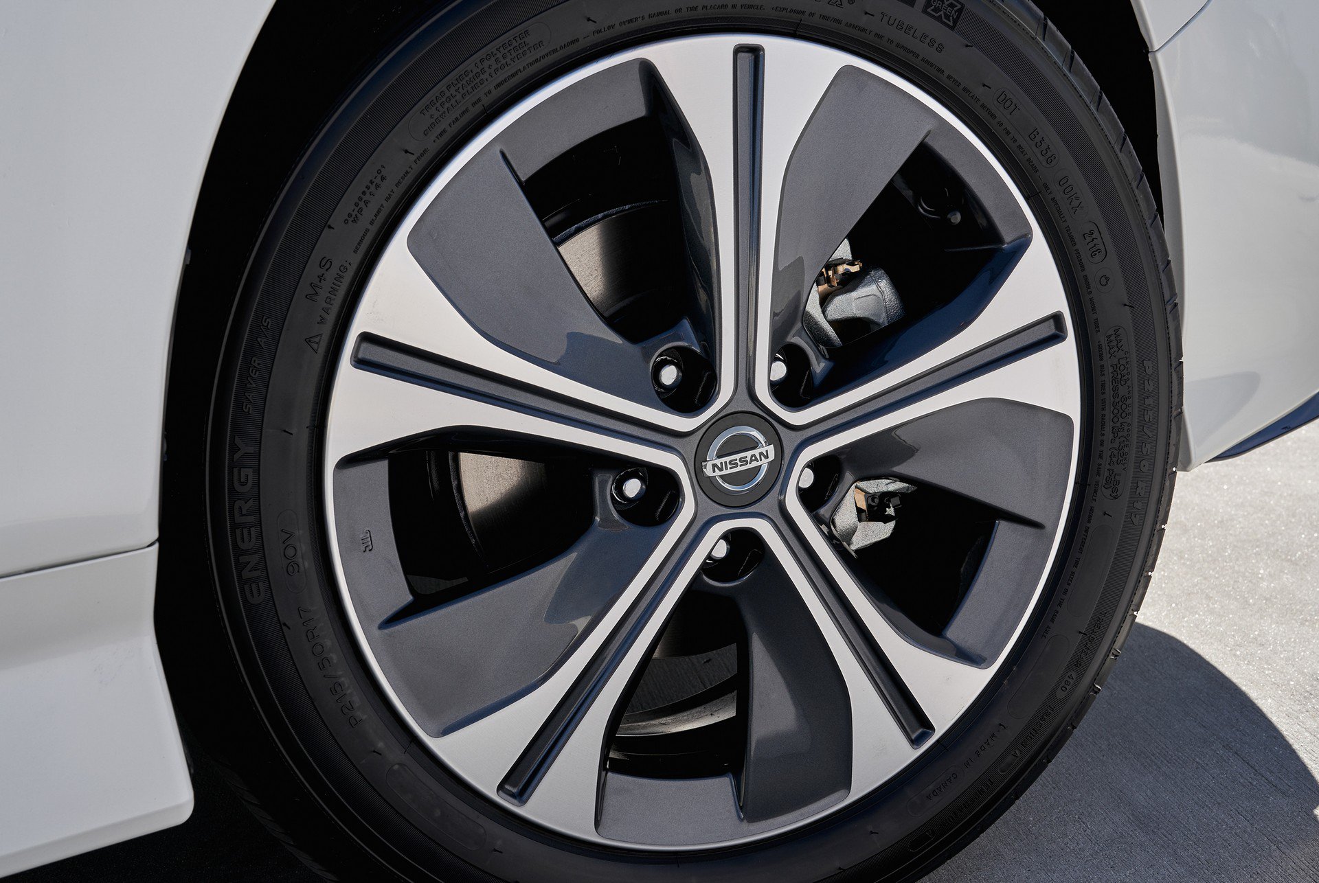 Nissan Leaf E+ tanıtıldı: Daha uzun menzil, daha güçlü motor