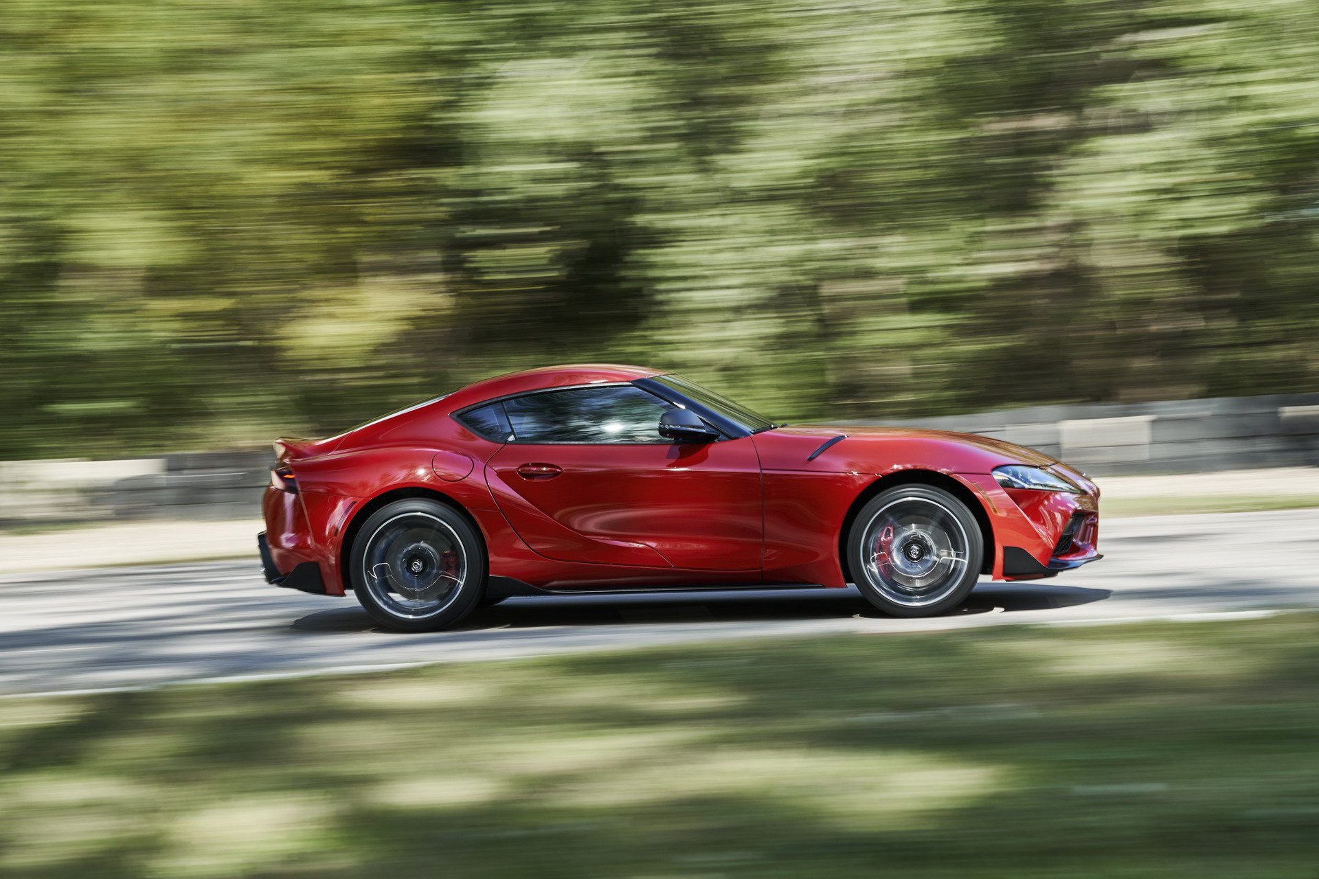 2019 Toyota Supra tanıtıldı: İşte özellikleri ve fiyatı