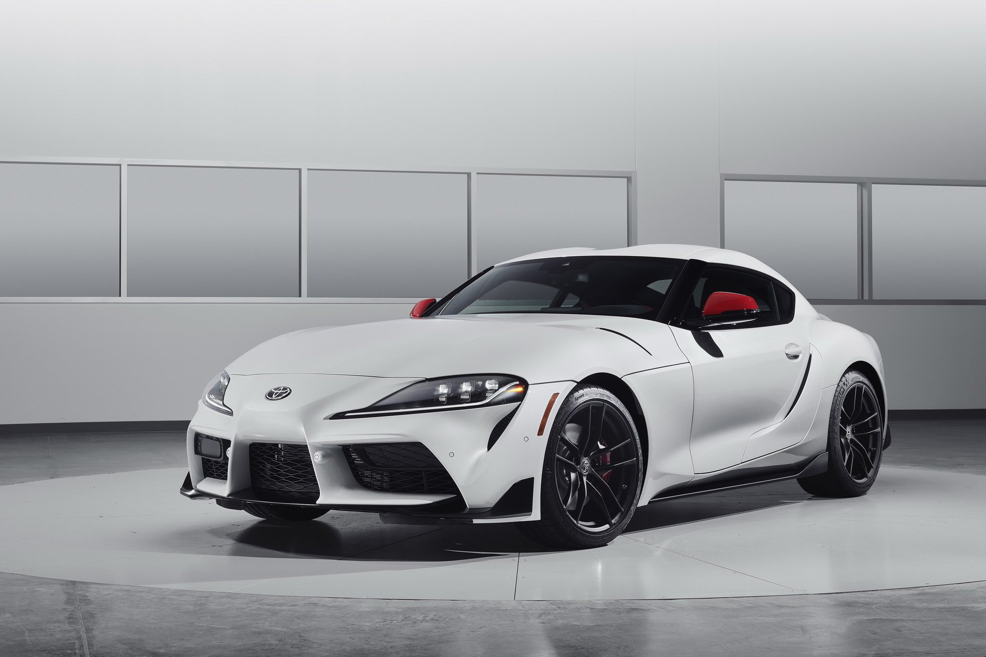 2019 Toyota Supra tanıtıldı: İşte özellikleri ve fiyatı