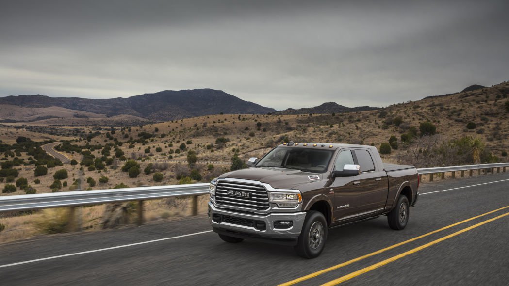 Ram Trucks, sınıfının en güçlü pickup modellerini tanıttı: 2019 Ram HD ailesi