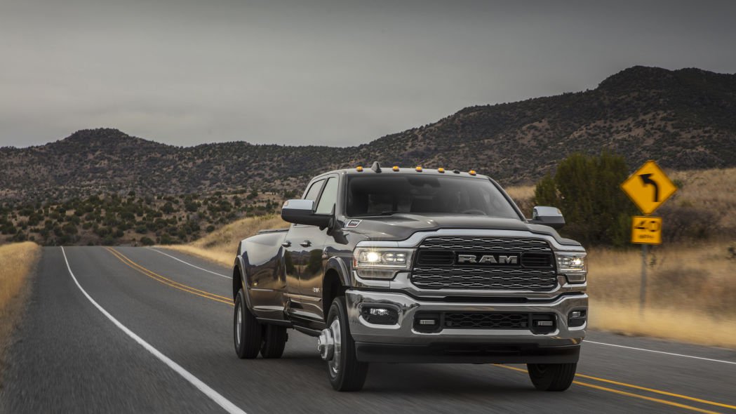 Ram Trucks, sınıfının en güçlü pickup modellerini tanıttı: 2019 Ram HD ailesi